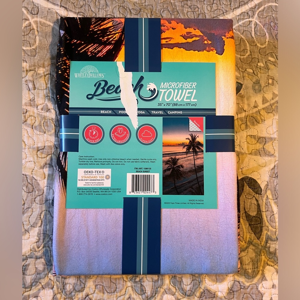 Microfiber beach towel